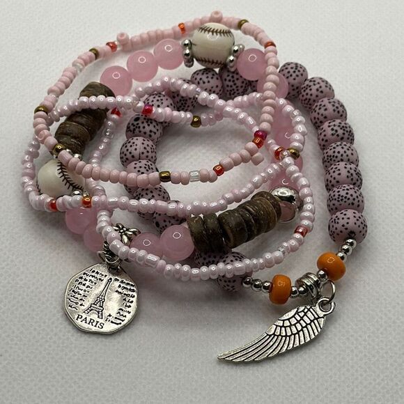 Brand New!! Beaded bracelet with charms bundle - Picture 4 of 4